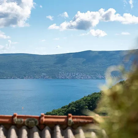 Authentic Mediterranean House With Postcard Sea View Tivat Exterior photo